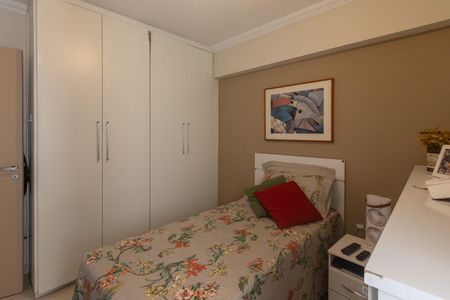 Apartamento à venda com 82m², 2 quartos e 1 vagaQuarto 2