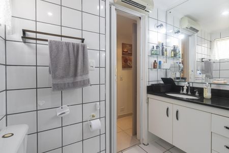 Apartamento à venda com 82m², 2 quartos e 1 vagaBanheiro