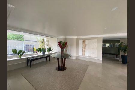 Apartamento à venda com 82m², 2 quartos e 1 vagaHall social