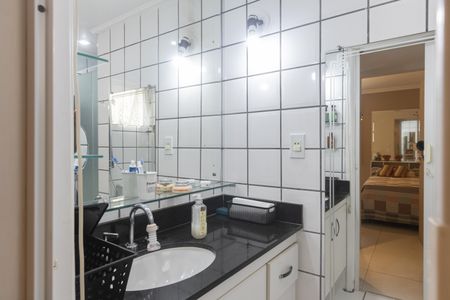 Apartamento à venda com 82m², 2 quartos e 1 vagaBanheiro