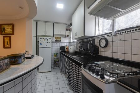 Apartamento à venda com 82m², 2 quartos e 1 vagaCozinha