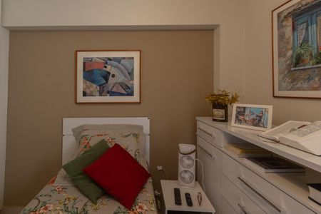 Apartamento à venda com 82m², 2 quartos e 1 vagaQuarto 2