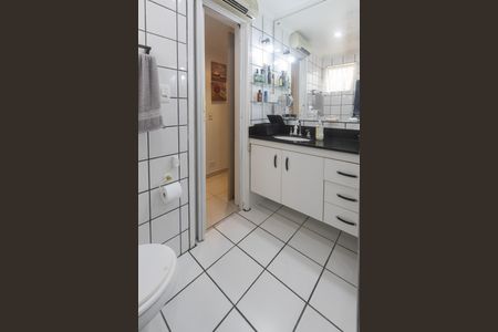 Apartamento à venda com 82m², 2 quartos e 1 vagaBanheiro