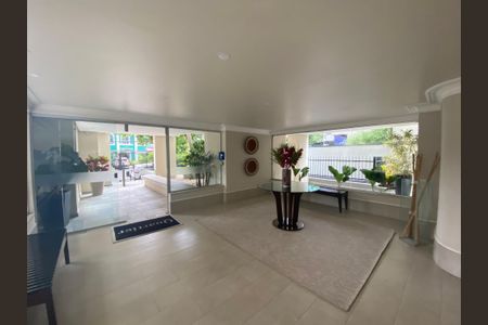 Apartamento à venda com 82m², 2 quartos e 1 vagaHall social