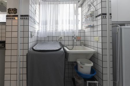 Apartamento à venda com 82m², 2 quartos e 1 vagaÁrea de Serviço