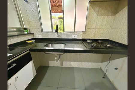 Casa para alugar com 250m², 1 quarto e 2 vagas Casa para alugar com 250m², 1 quarto e 2 vagasCozinha