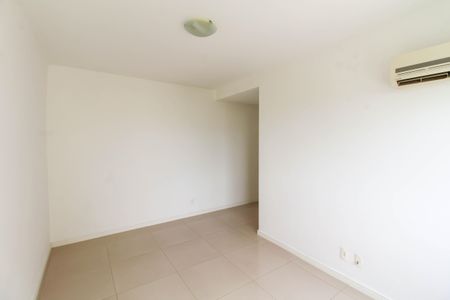 Apartamento para alugar com 80m², 2 quartos e 1 vaga Apartamento para alugar com 80m², 2 quartos e 1 vagaSuíte