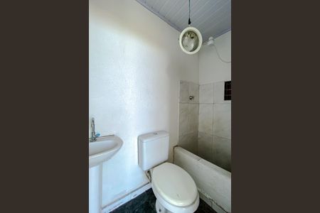 Banheiro de kitnet/studio para alugar com 1 quarto, 25m² em Brás, São Paulo