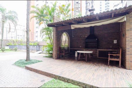 Apartamento à venda com 260m², 4 quartos e 4 vagasChurrasqueira