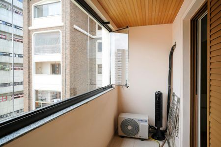 Apartamento à venda com 260m², 4 quartos e 4 vagasVaranda da suíte 1