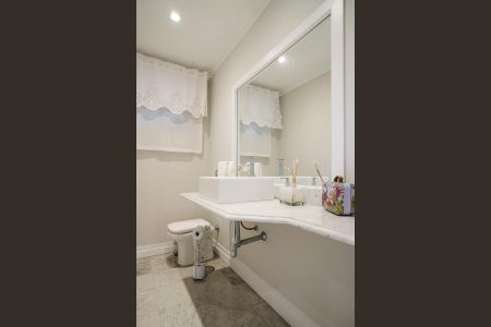 Apartamento à venda com 260m², 4 quartos e 4 vagasLavabo