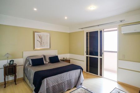 Apartamento à venda com 260m², 4 quartos e 4 vagasSuíte 1