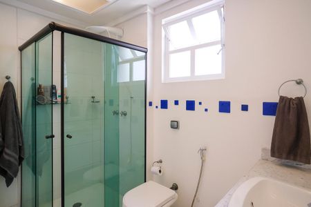 Apartamento à venda com 260m², 4 quartos e 4 vagasBanheiro da suíte 3