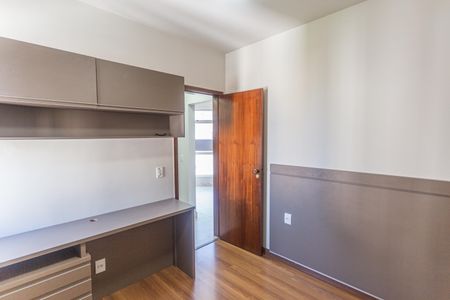 Apartamento à venda com 63m², 2 quartos e 1 vagaQuarto 2