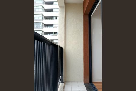 Varanda de kitnet/studio para alugar com 1 quarto, 20m² em Pinheiros, São Paulo