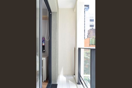 Varanda de kitnet/studio à venda com 1 quarto, 22m² em Pinheiros, São Paulo