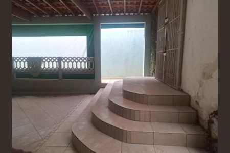 Foto 14 de casa à venda com 3 quartos, 248m² em Santa Teresinha, São Paulo