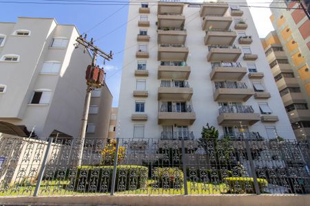 Apartamento à venda com 60m², 2 quartos e 1 vaga Apartamento à venda com 60m², 2 quartos e 1 vagaFachada