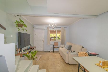 Casa de condomínio à venda com 103m², 2 quartos e 2 vagasSala