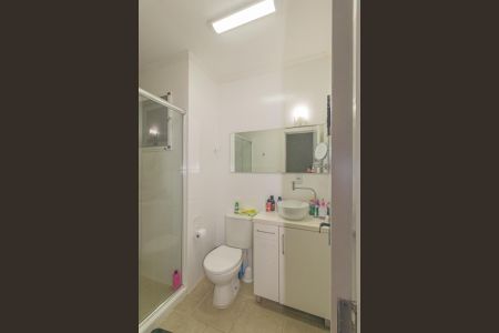 Casa de condomínio à venda com 103m², 2 quartos e 2 vagasBanheiro