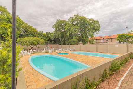 Casa de condomínio à venda com 103m², 2 quartos e 2 vagasÁrea comum - Piscina