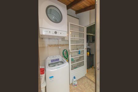 Casa de condomínio à venda com 103m², 2 quartos e 2 vagasÁrea de Serviço