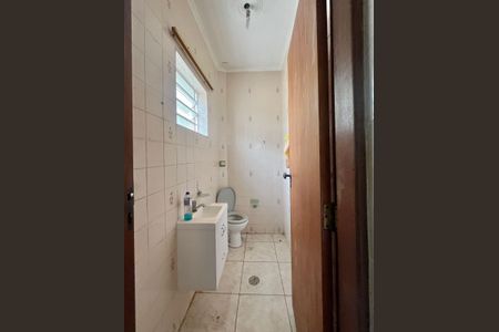 Casa para alugar com 180m², 3 quartos e 3 vagasBanheiro