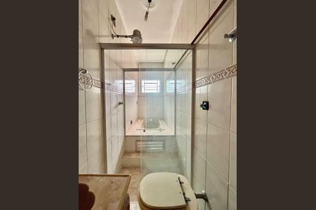 Casa para alugar com 180m², 3 quartos e 3 vagasBanheiro da Suíte