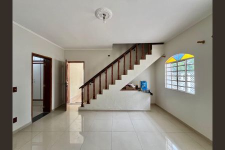 Casa para alugar com 180m², 3 quartos e 3 vagasSala