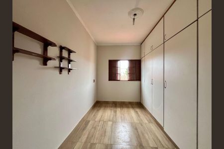 Casa para alugar com 180m², 3 quartos e 3 vagasQuarto 1