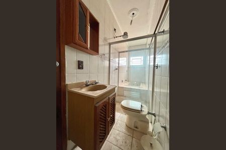 Casa para alugar com 180m², 3 quartos e 3 vagasBanheiro da Suíte