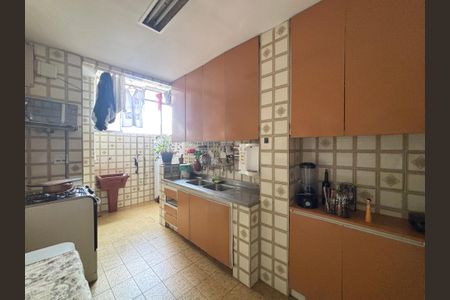 Apartamento à venda com 103m², 2 quartos e sem vaga Apartamento à venda com 103m², 2 quartos e sem vagaCozinha