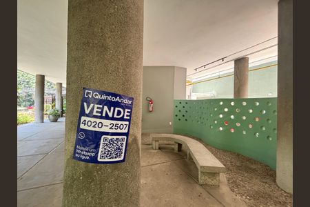 Apartamento à venda com 103m², 2 quartos e sem vaga Apartamento à venda com 103m², 2 quartos e sem vagaPlaca