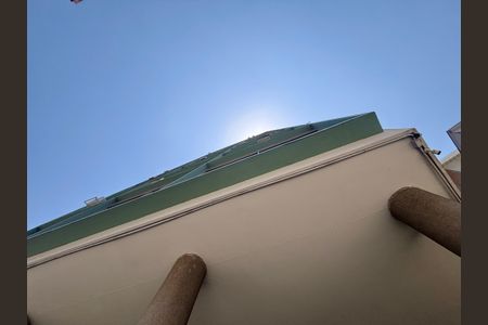 Apartamento à venda com 103m², 2 quartos e sem vaga Apartamento à venda com 103m², 2 quartos e sem vagaFachada