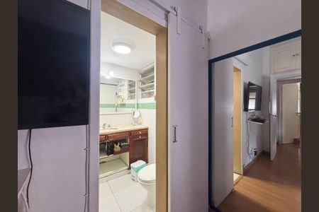 Apartamento à venda com 103m², 2 quartos e sem vaga Apartamento à venda com 103m², 2 quartos e sem vagaSuíte - banheiro