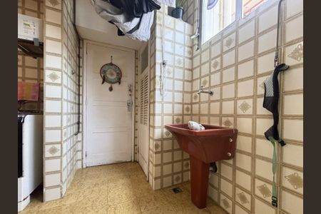 Apartamento à venda com 103m², 2 quartos e sem vaga Apartamento à venda com 103m², 2 quartos e sem vagaÁrea de serviço