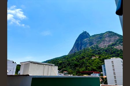 Apartamento à venda com 103m², 2 quartos e sem vaga Apartamento à venda com 103m², 2 quartos e sem vagaÁrea de serviço - vista para o Cristo Redentor