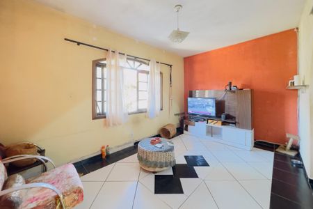 Casa para alugar com 4 quartos, 215m² em Jardim Santa Ines I, São José dos Campos