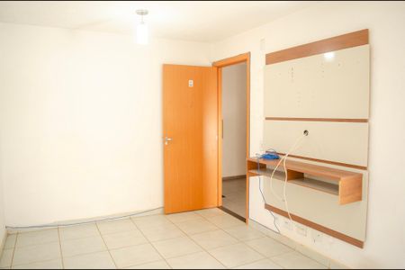 Apartamento para alugar com 2 quartos, 48m² em Chácara Bela Vista, Goiânia