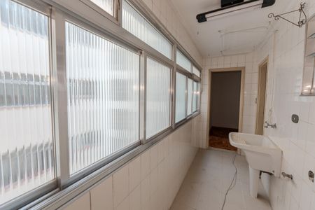 Apartamento à venda com 110m², 2 quartos e 1 vagaÁrea de Serviço