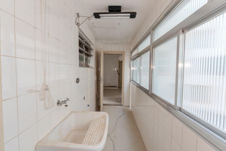 Apartamento à venda com 110m², 2 quartos e 1 vagaÁrea de Serviço