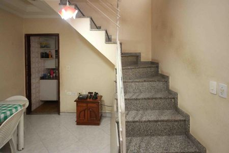 Casa à venda com 2 quartos, 250m² em Vila Tolstoi, São Paulo