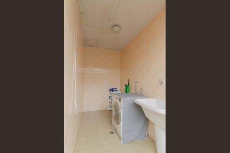 Casa para alugar com 248m², 3 quartos e 2 vagas Casa para alugar com 248m², 3 quartos e 2 vagasÁrea de Serviço