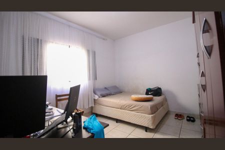 Casa à venda com 3 quartos, 155m² em Vila Elze, São Paulo