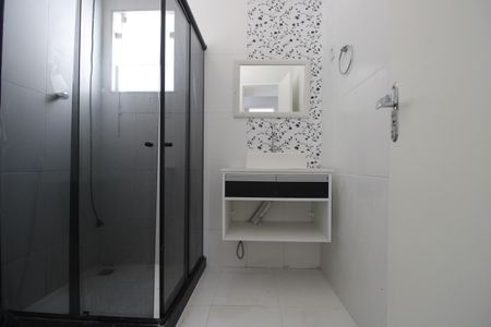 Casa de condomínio à venda com 170m², 3 quartos e 1 vagaBanheiro da suíte