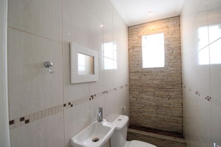 Casa de condomínio à venda com 170m², 3 quartos e 1 vagaLavabo