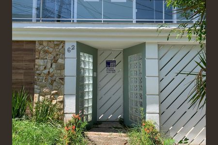 Casa de condomínio à venda com 170m², 3 quartos e 1 vagaPlaca