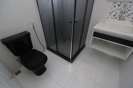 Casa de condomínio à venda com 170m², 3 quartos e 1 vagaBanheiro da suíte