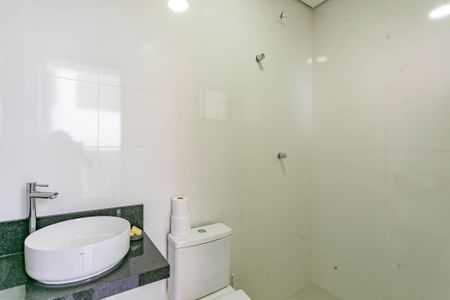 Casa à venda com 148m², 3 quartos e 2 vagasBanheiro de serviço