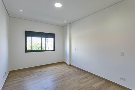 Casa à venda com 148m², 3 quartos e 2 vagasSuíte
